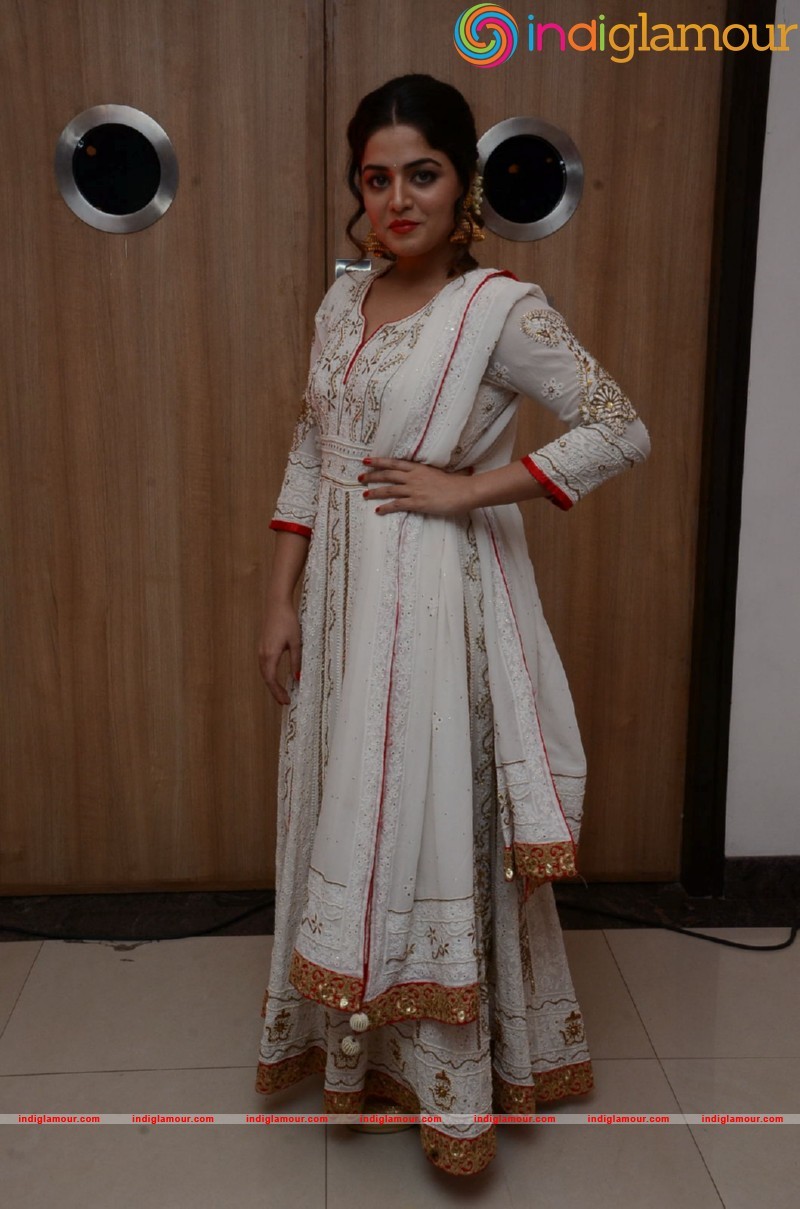 Wamiqa Gabbi Actress hd photo