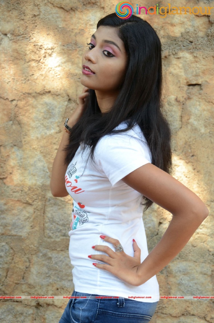 Bindu Barbie Actress hd photo