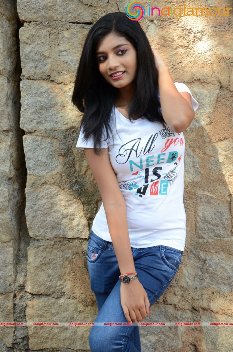 Bindu Barbie Actress hd photo