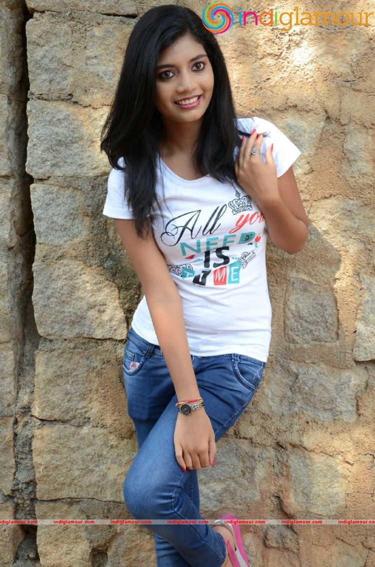 Bindu Barbie Actress hd photo