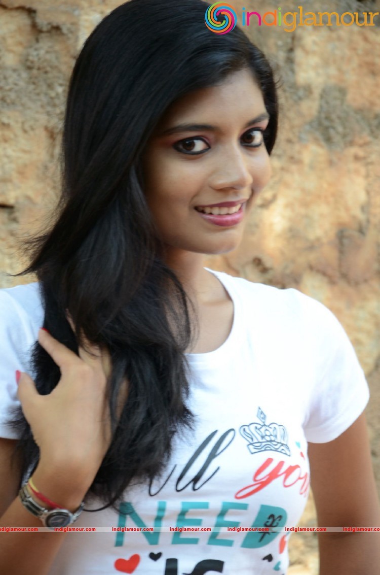 Bindu Barbie Actress hd photo