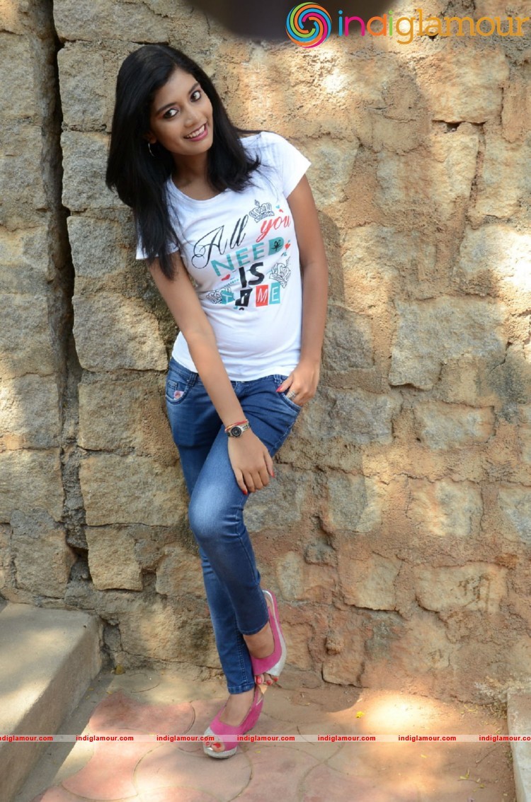 Bindu Barbie Actress hd photo