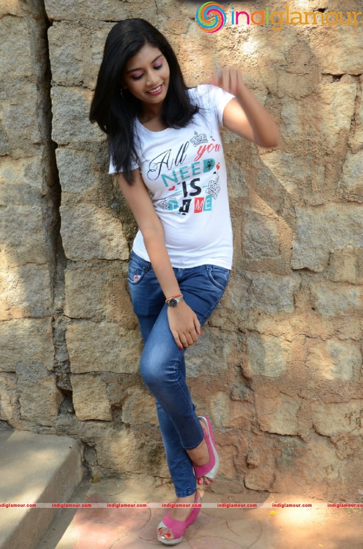 Bindu Barbie Actress hd photo