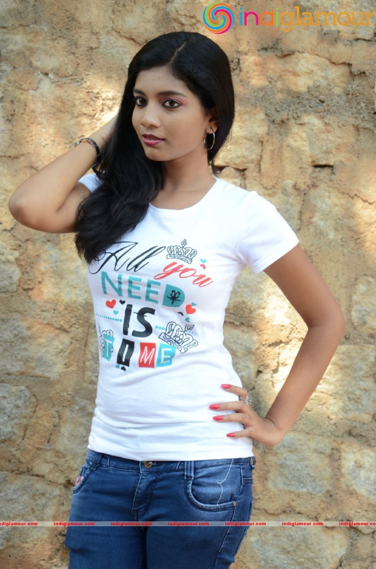 Bindu Barbie Actress hd photo