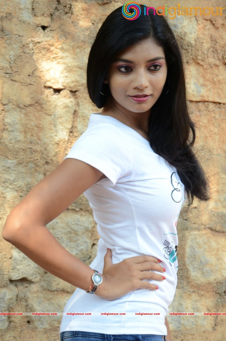Bindu Barbie Actress hd photo