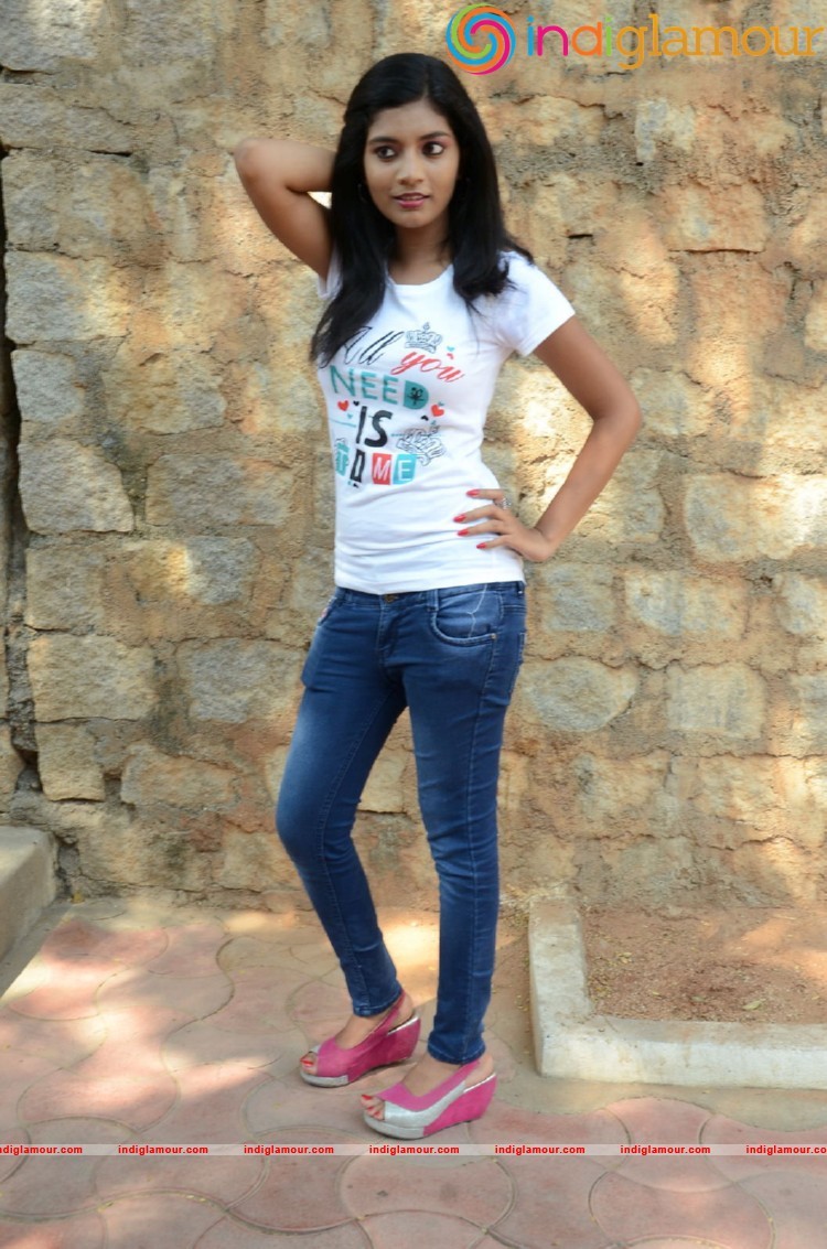 Bindu Barbie Actress hd photo