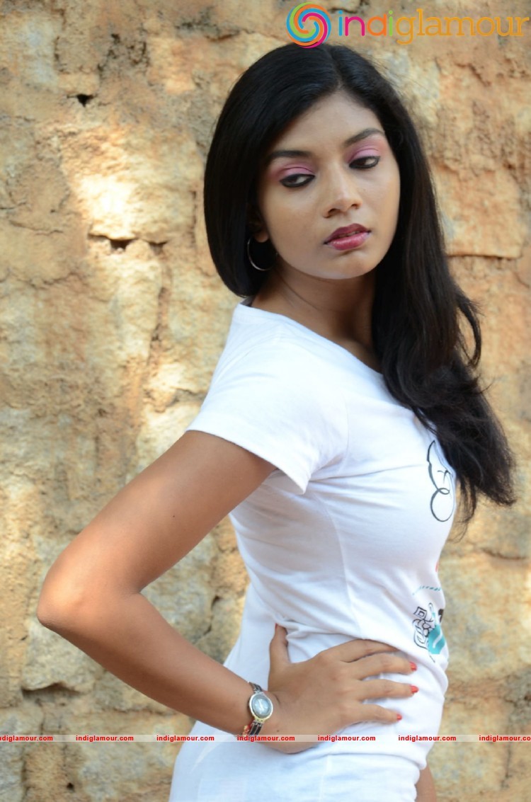 Bindu Barbie Actress hd photo