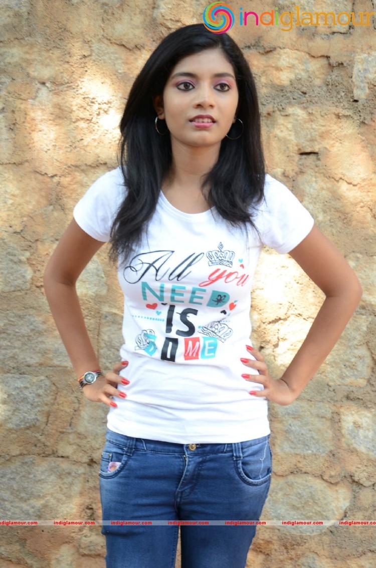 Bindu Barbie Actress hd photo