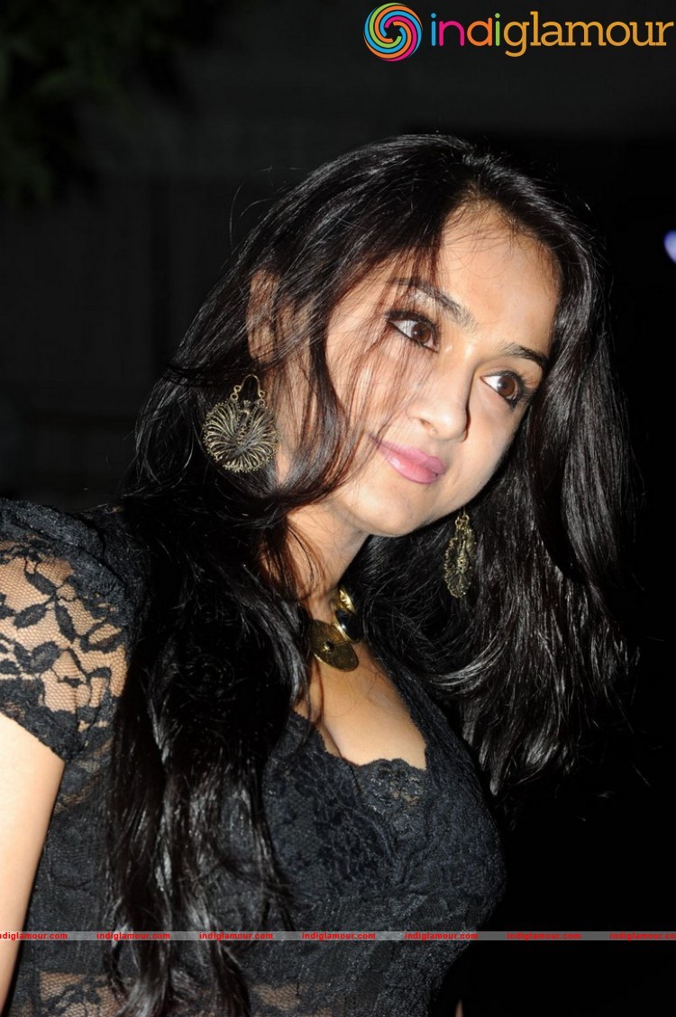 Smithika Actress hd photo