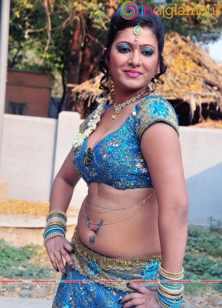 Taslima Actress hd photo