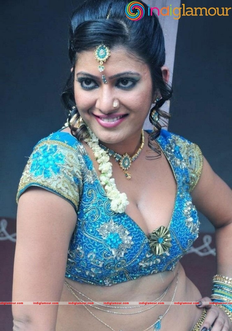 Taslima Actress hd photo