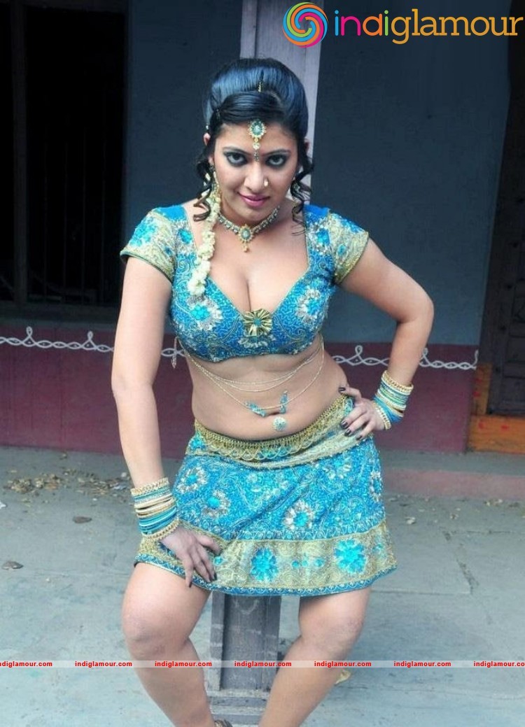 Taslima Actress hd photo