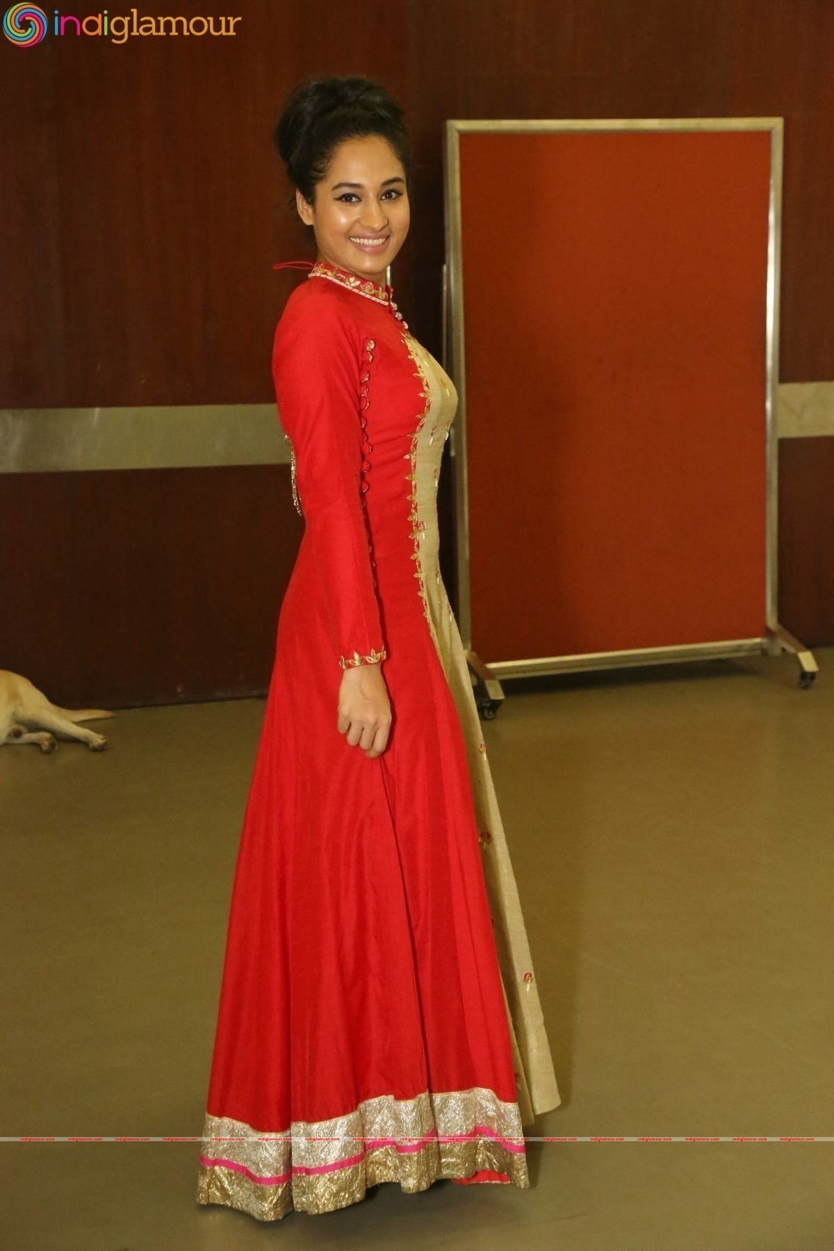 Pooja Actress hd photo