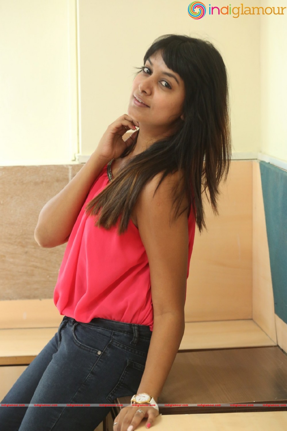 Kavya Kumar New Photos Actress hd photo
