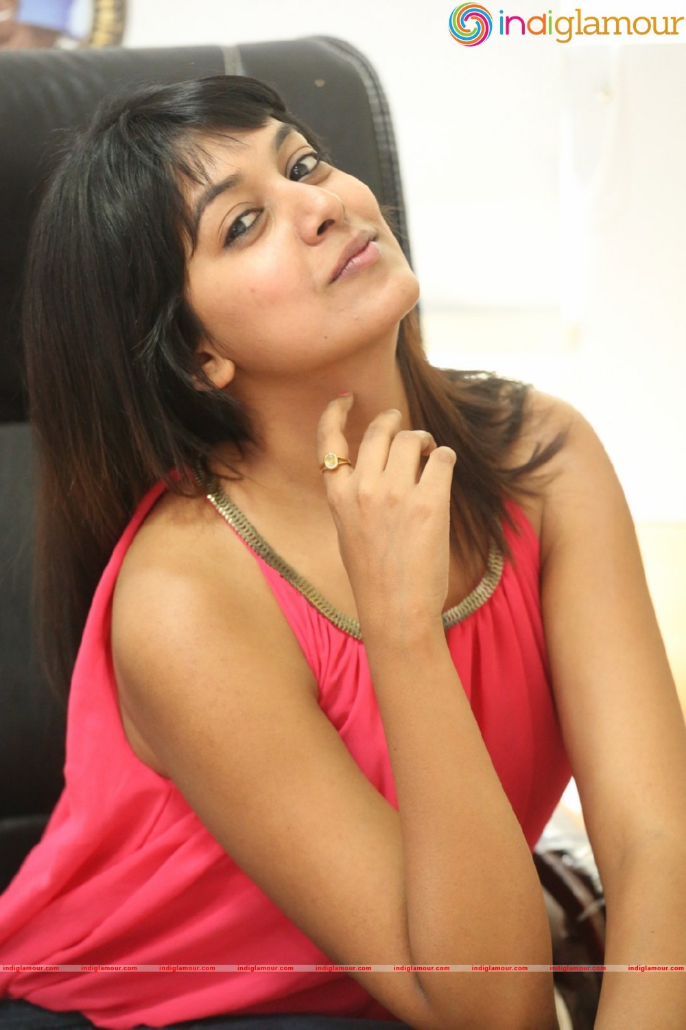 Kavya Kumar New Photos Actress hd photo