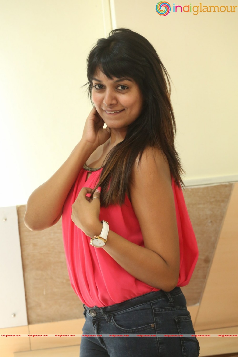 Kavya Kumar New Photos Actress hd photo
