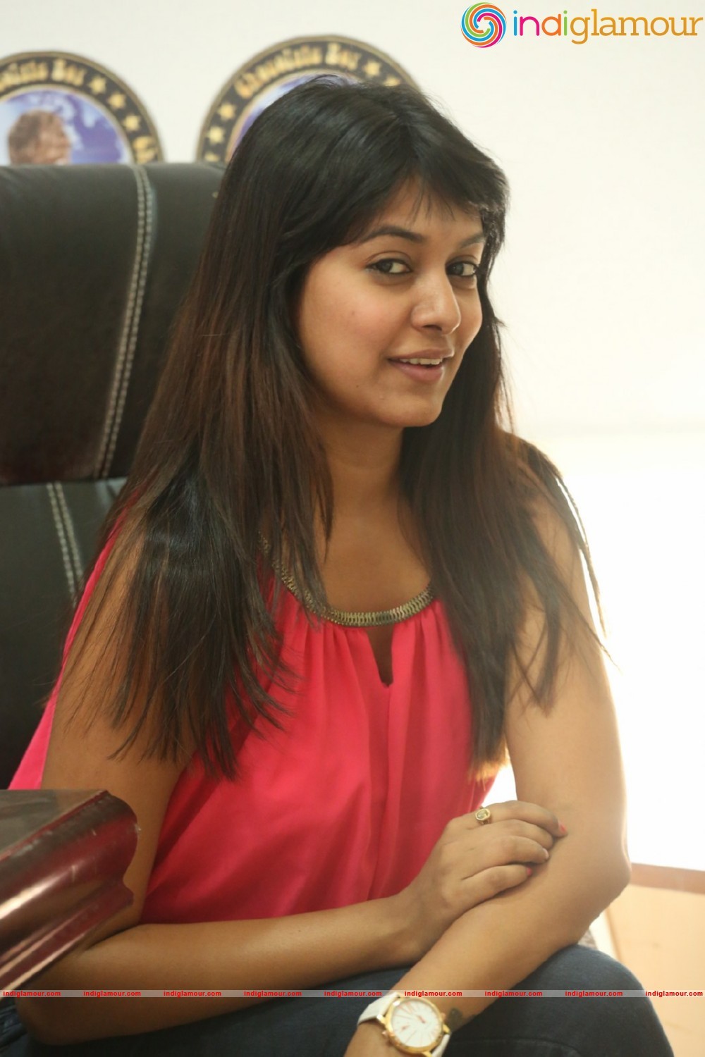 Kavya Kumar New Photos Actress hd photo