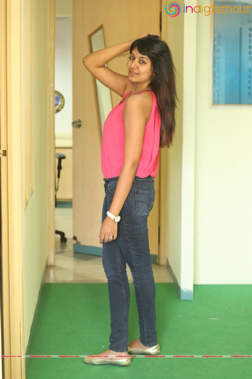 Kavya Kumar New Photos Actress hd photo