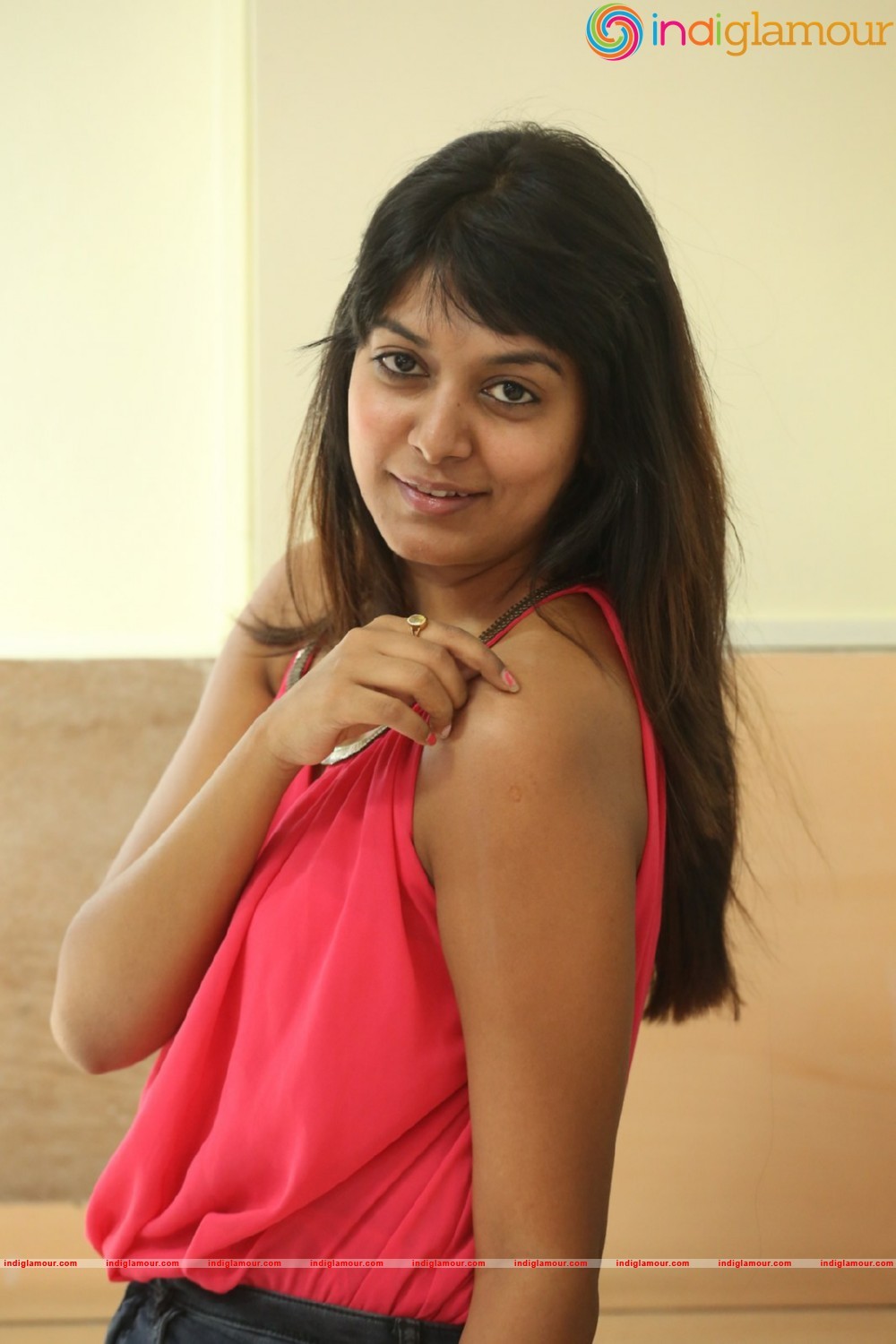Kavya Kumar New Photos Actress hd photo