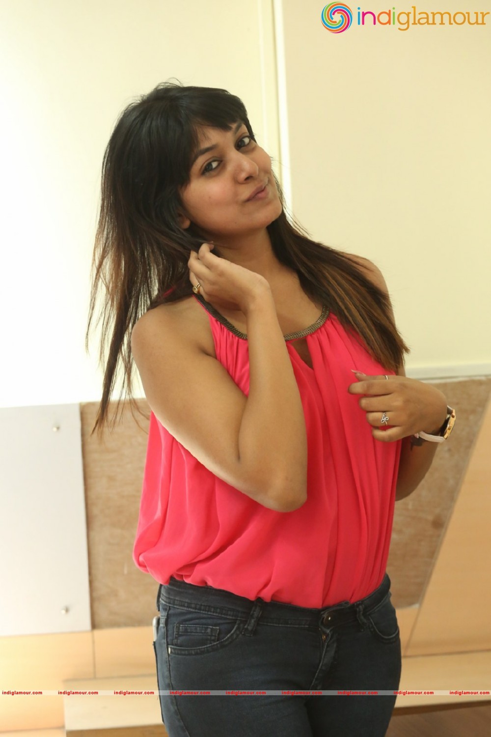 Kavya Kumar New Photos Actress hd photo