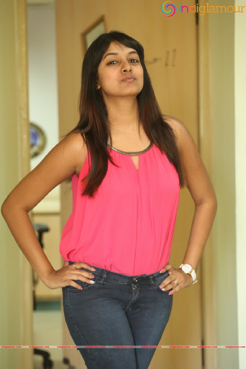 Kavya Kumar New Photos Actress hd photo