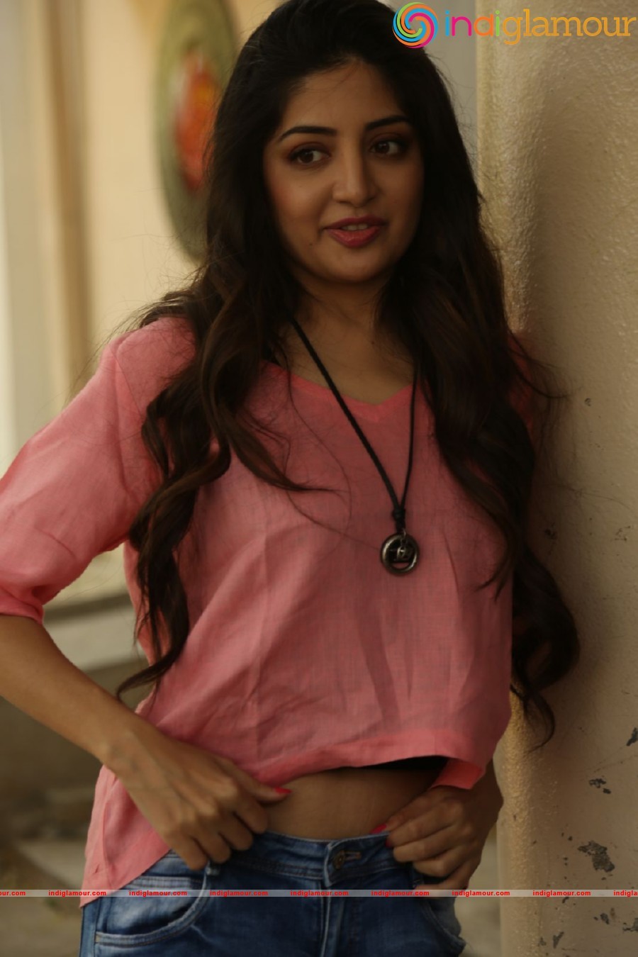 Poonam Kaur Actress hd photo