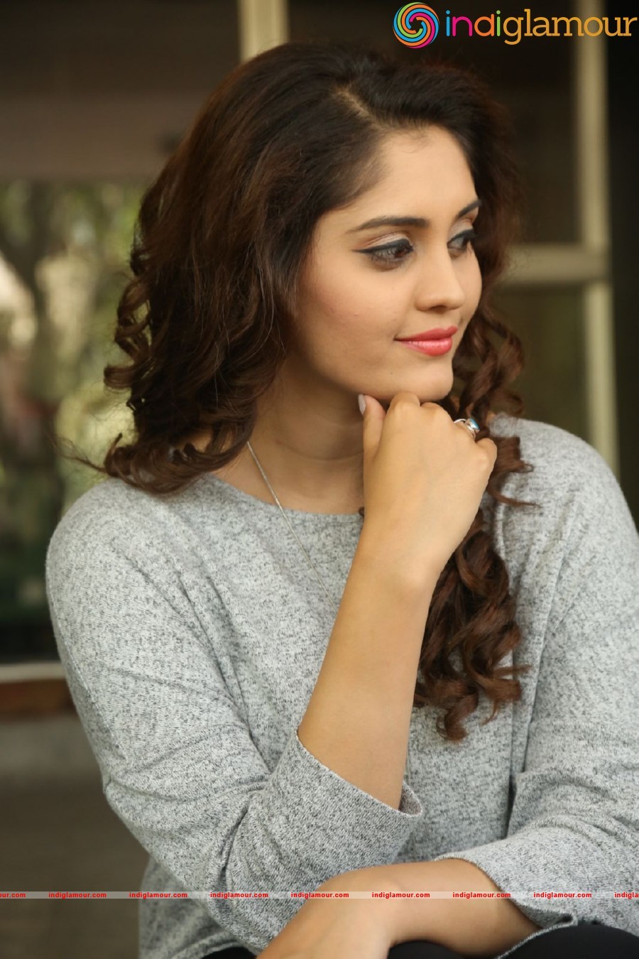 Surbhi Actress hd photo