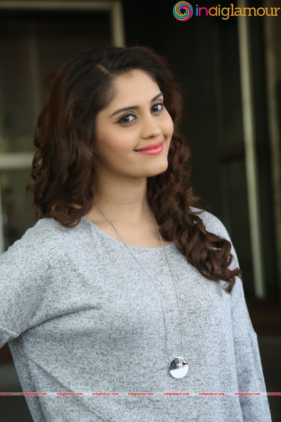 Surbhi Actress hd photo