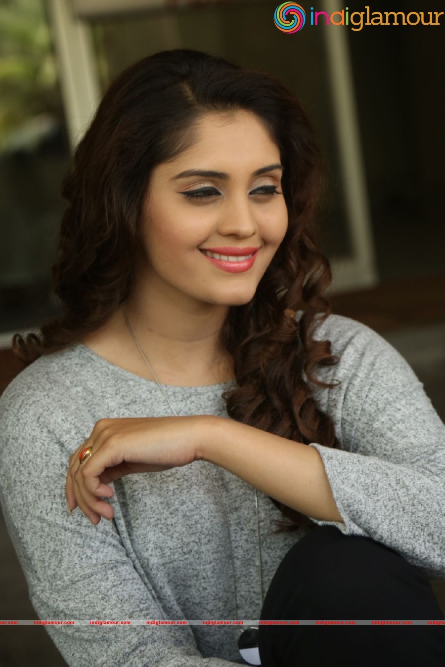 Surbhi Actress hd photo