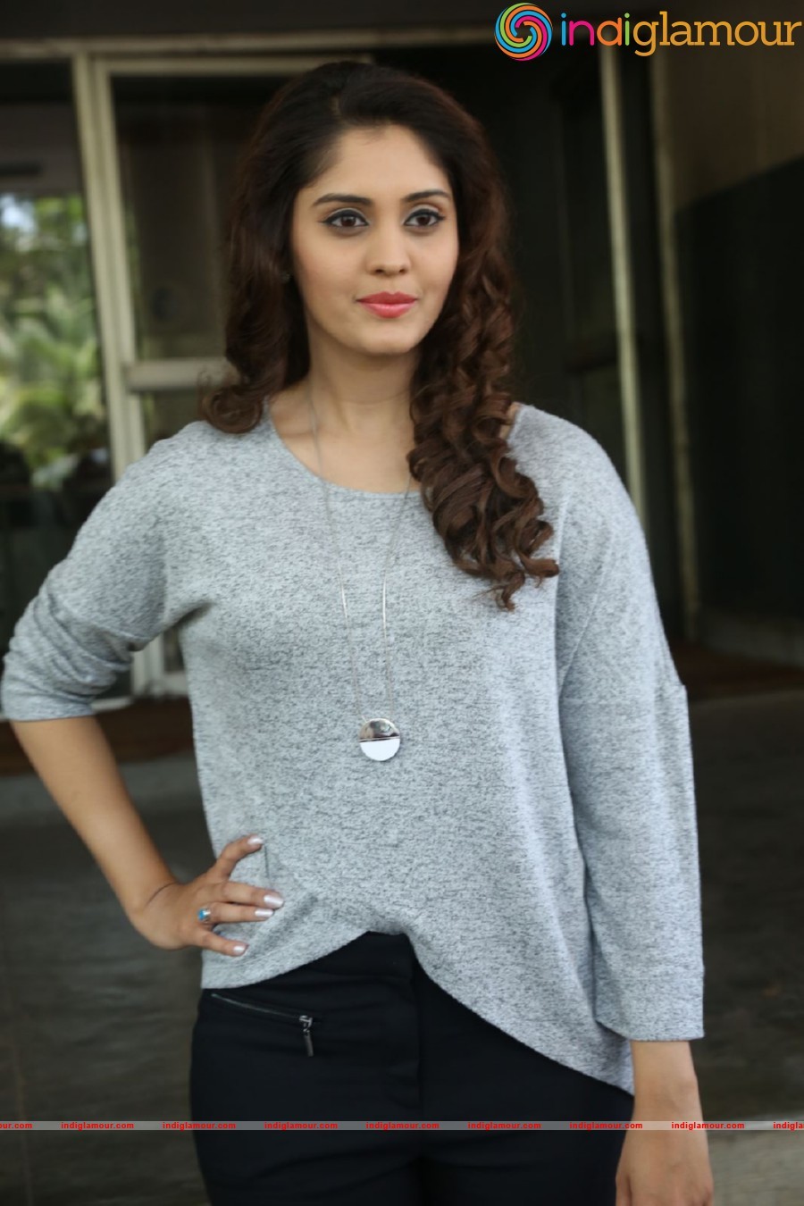 Surbhi Actress hd photo