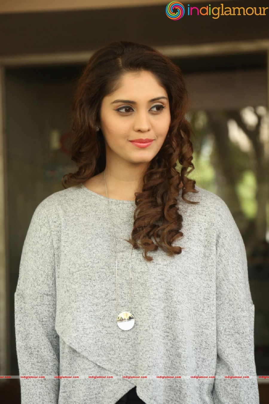 Surbhi Actress hd photo