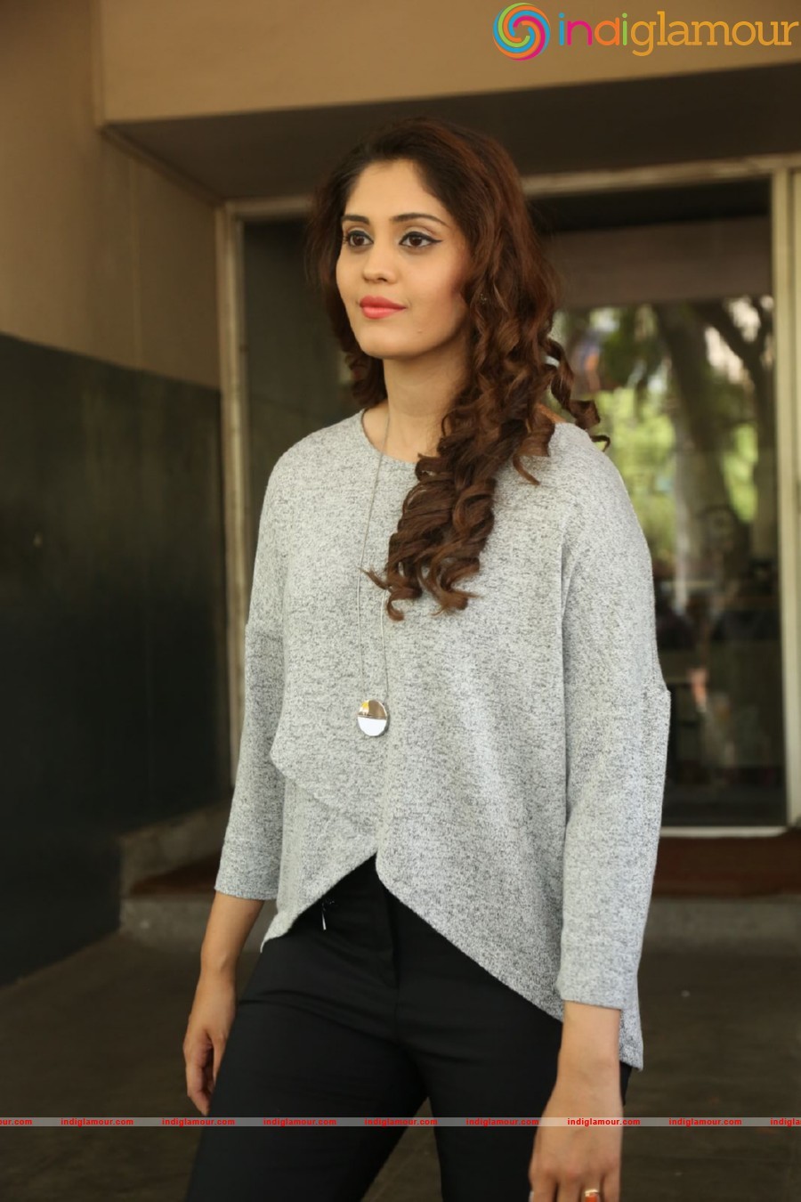 Surbhi Actress hd photo