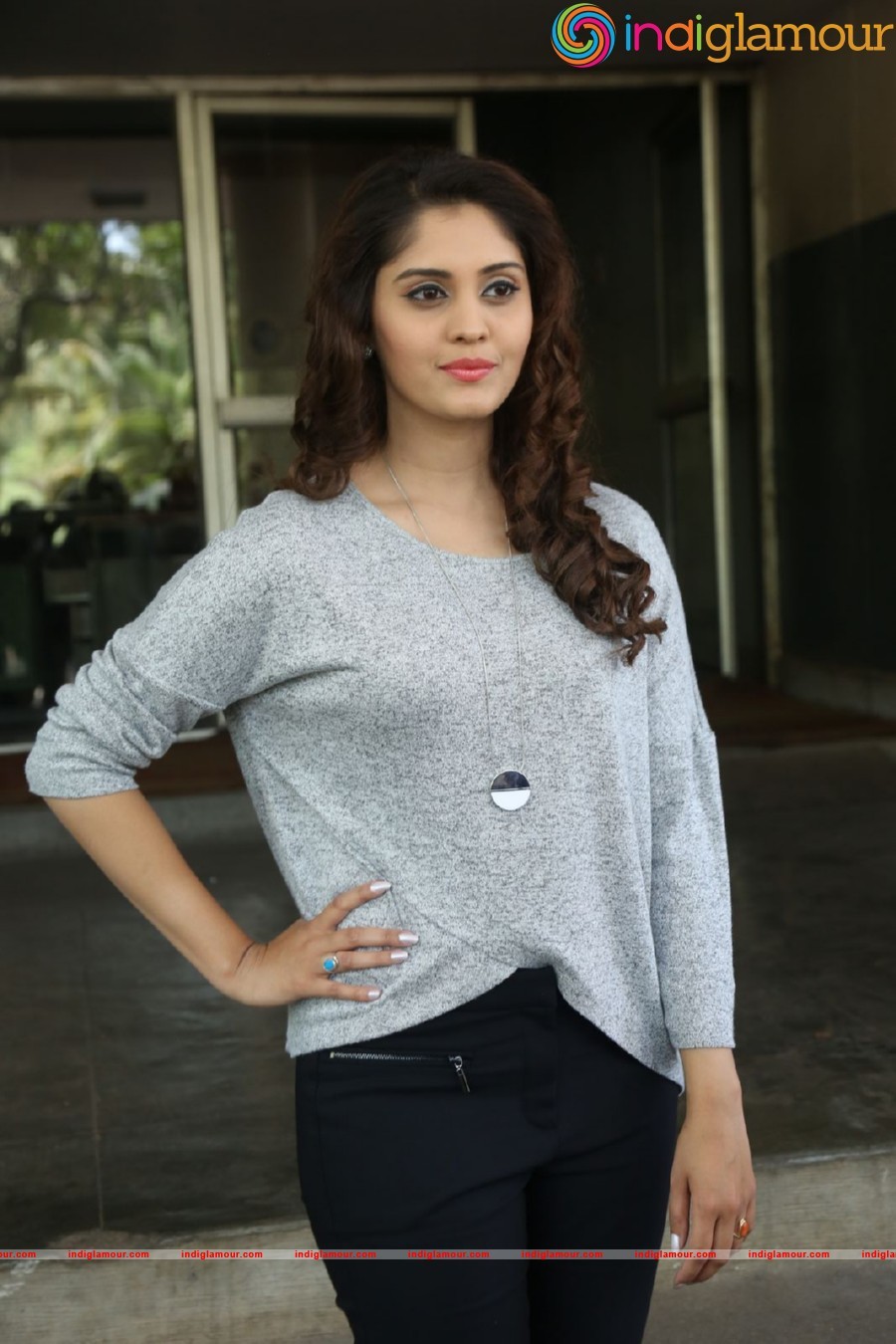 Surbhi Actress hd photo