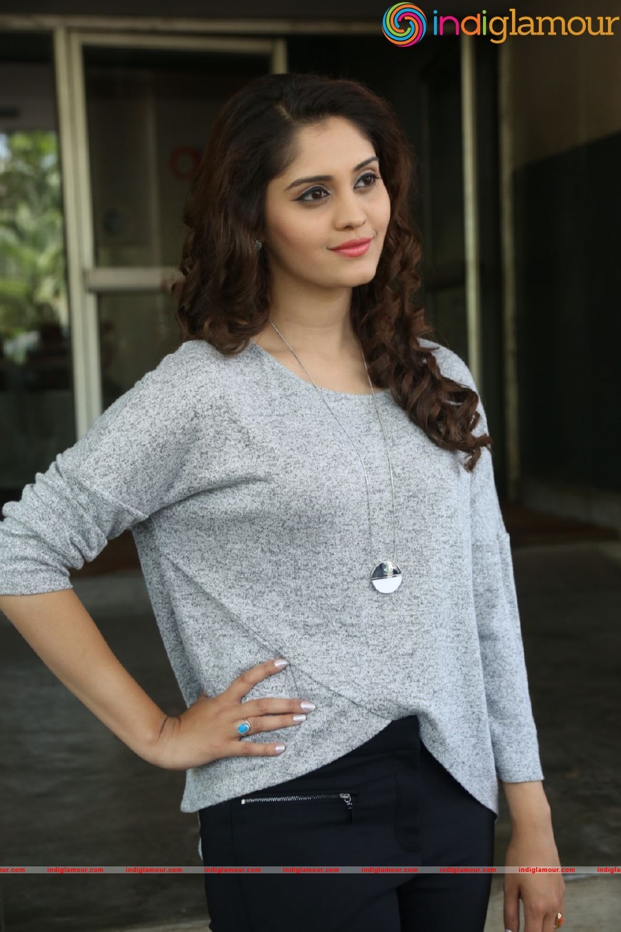 Surbhi Actress hd photo