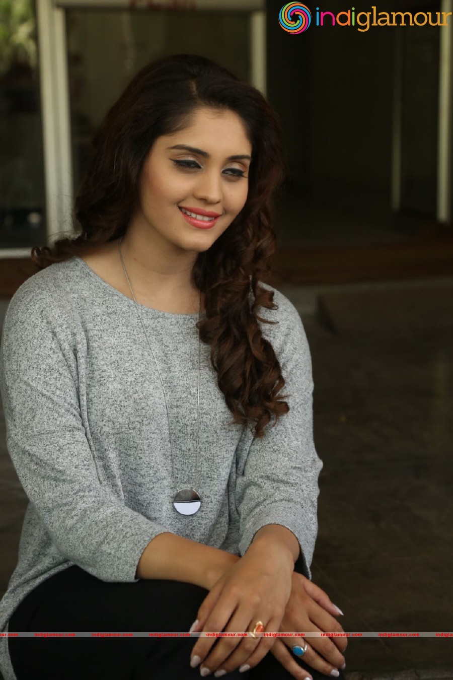Surbhi Actress hd photo