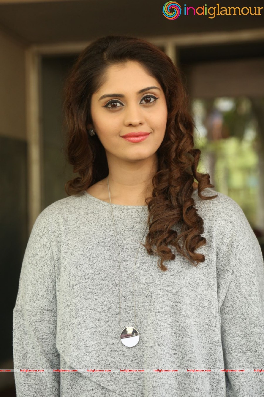 Surbhi Actress hd photo
