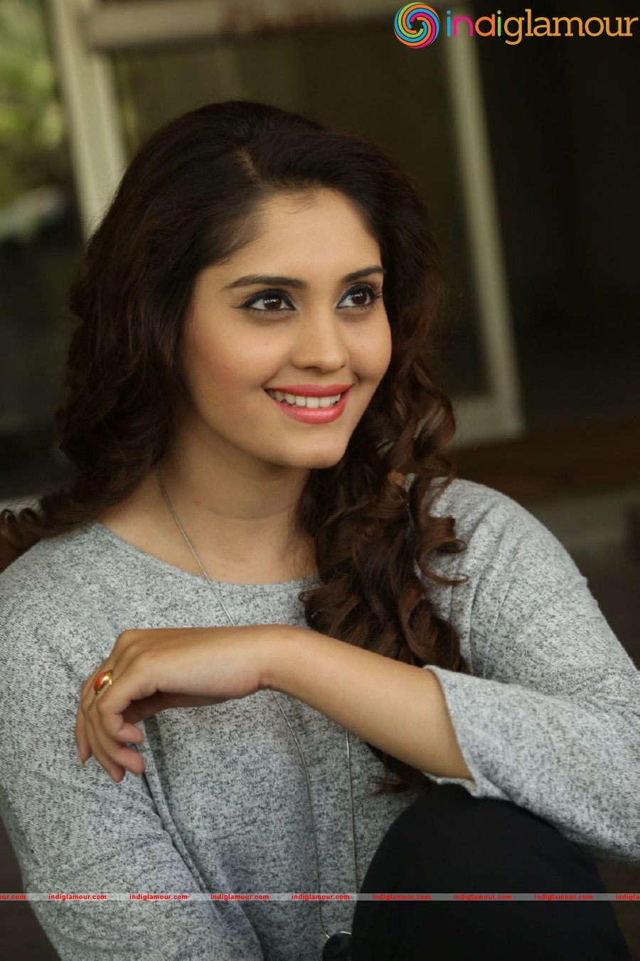 Surbhi Actress hd photo