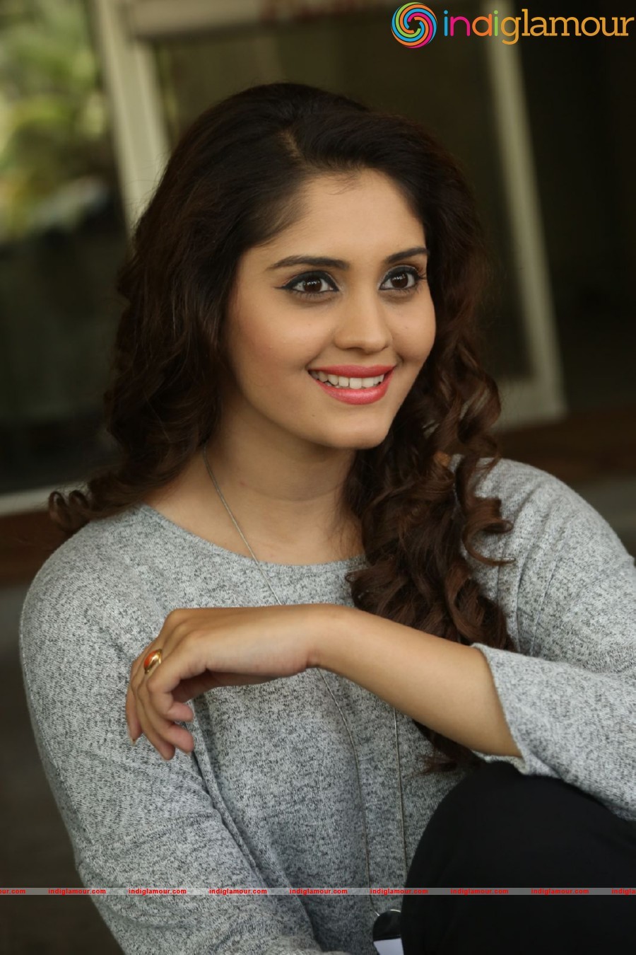 Surbhi Actress hd photo