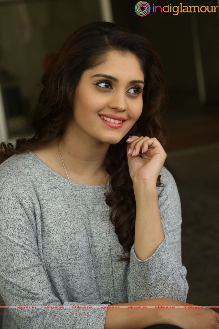 Surbhi Actress hd photo
