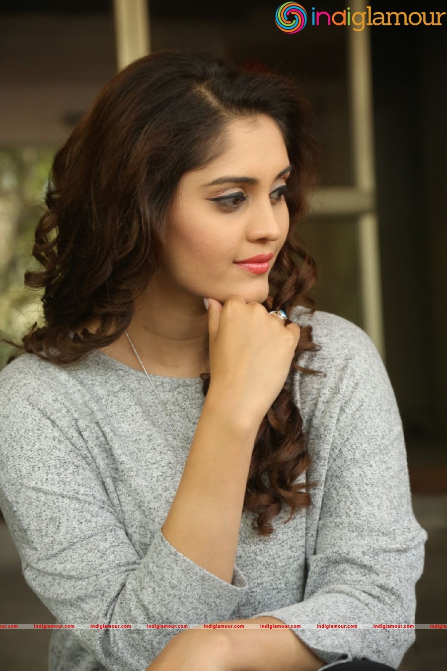 Surbhi Actress hd photo