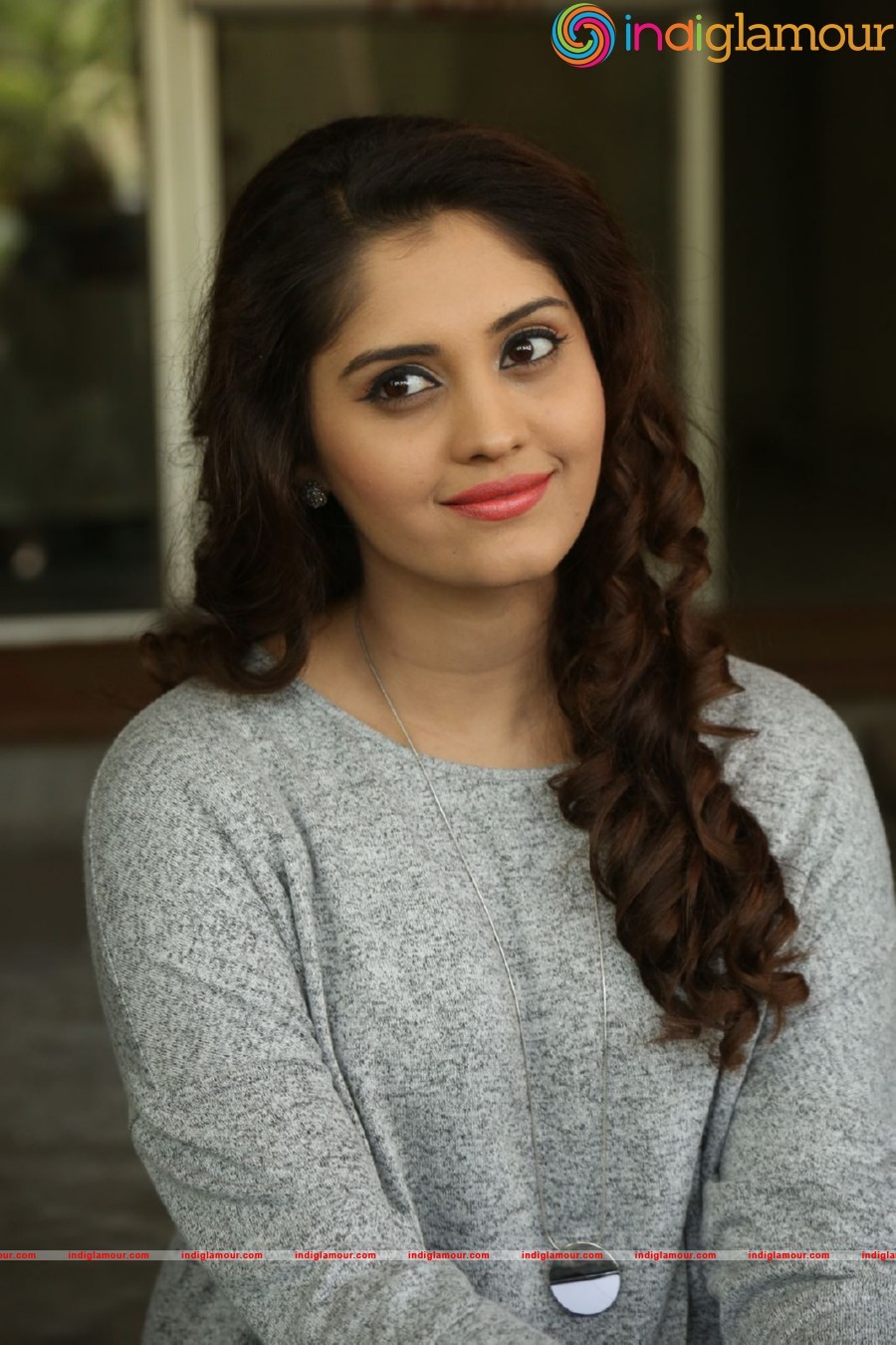 Surbhi Actress hd photo