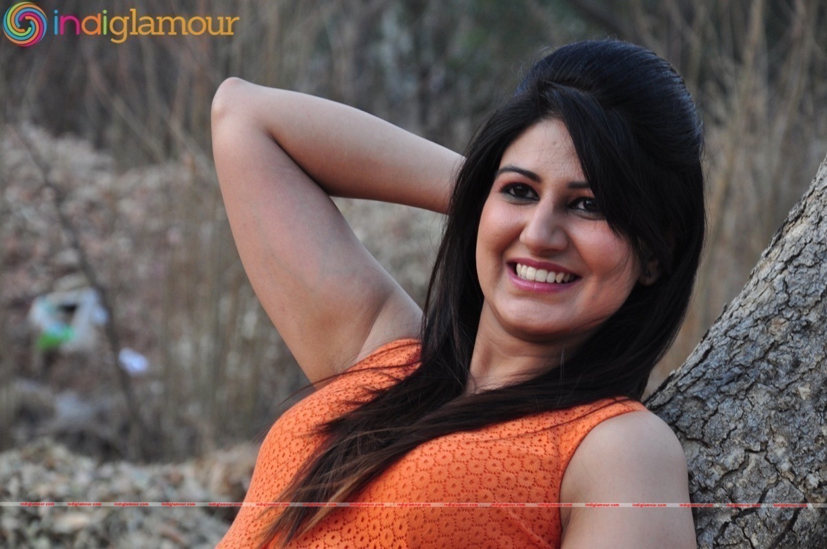 Annie Sekhon Actress hd photo