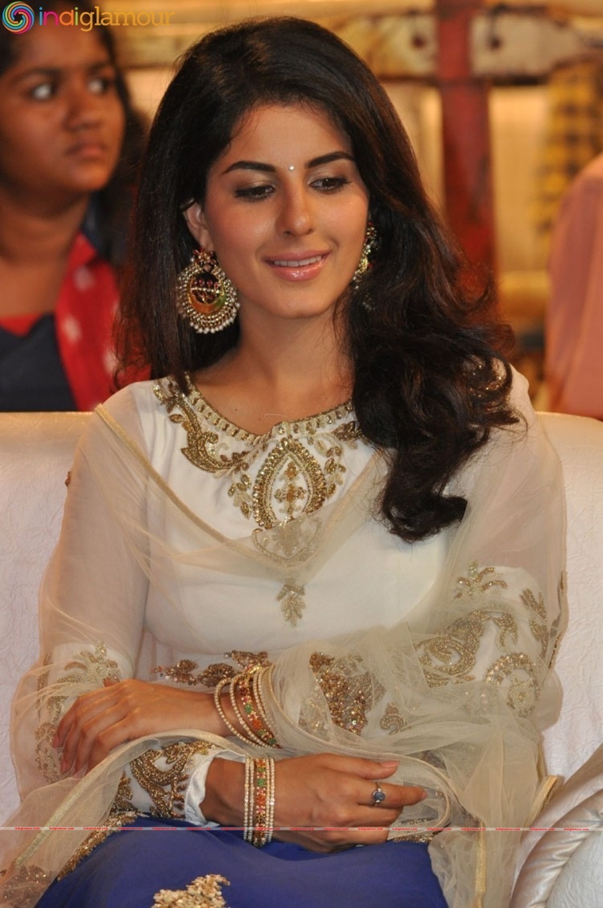 Isha Talwar Actress hd photo