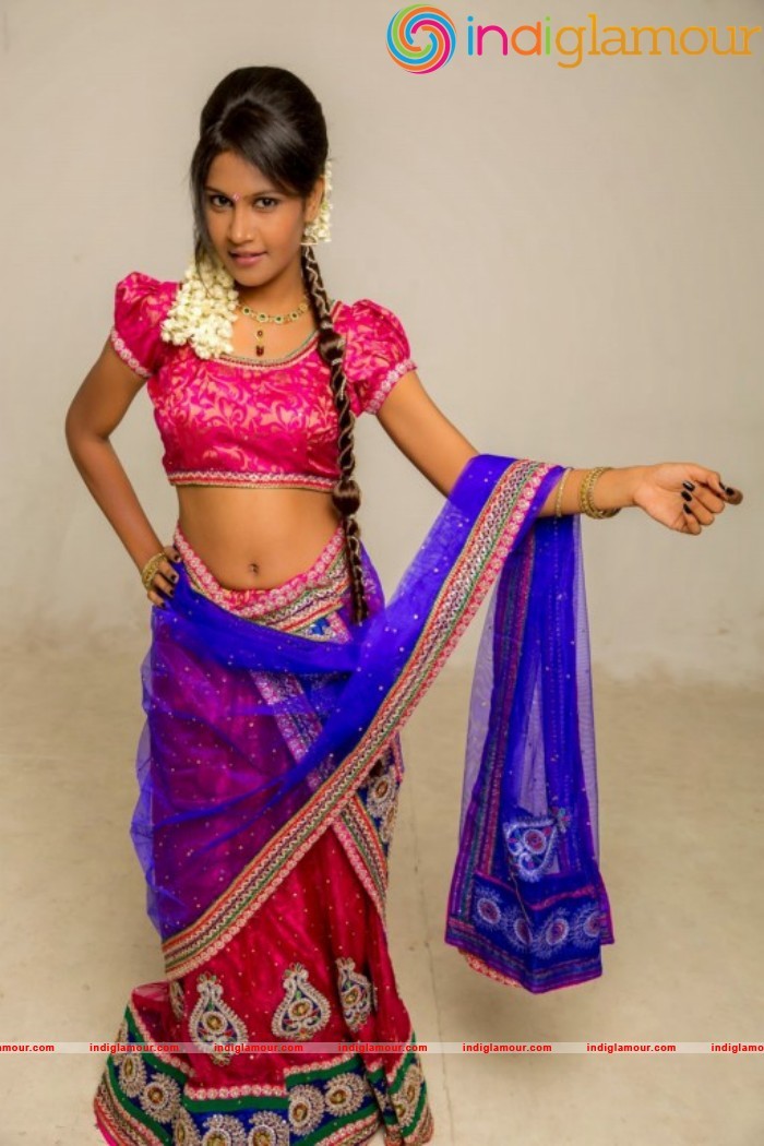 Suhasini Actress hd photo
