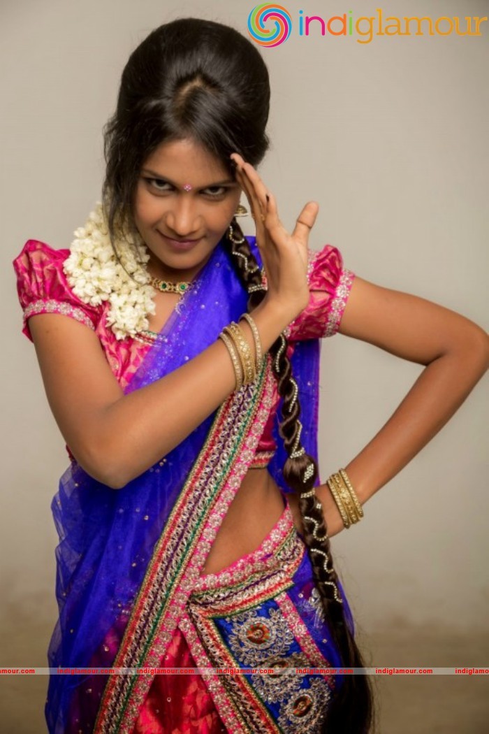 Suhasini Actress hd photo