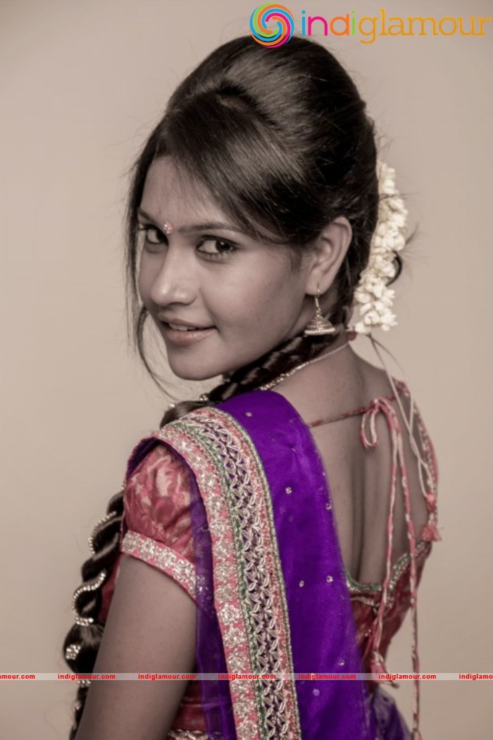 Suhasini Actress hd photo