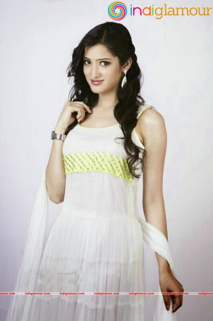 Richa Panai Actress hd photo