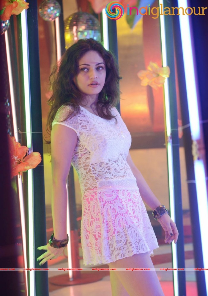 Sneha Ullal Actress hd photo