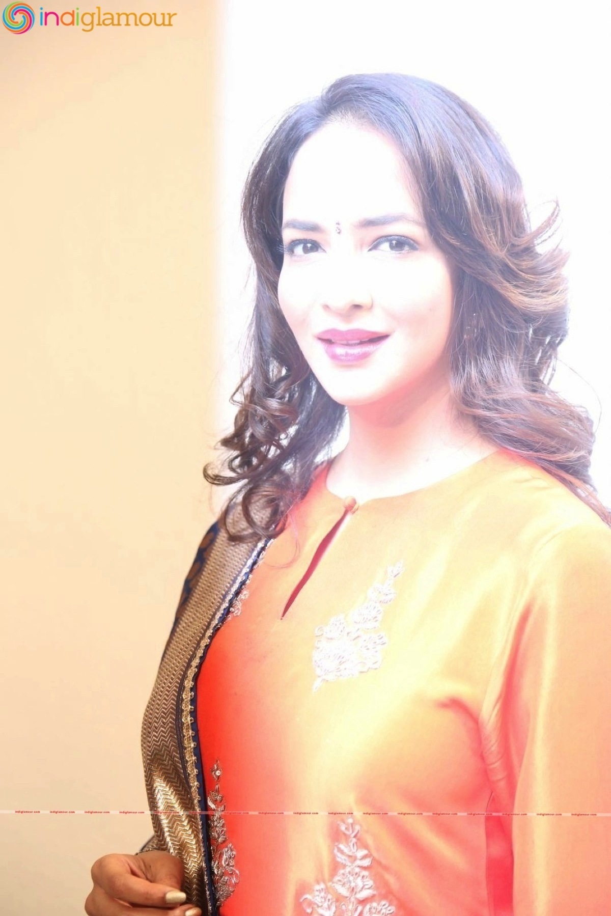 Lakshmi Manchu Actress hd photo