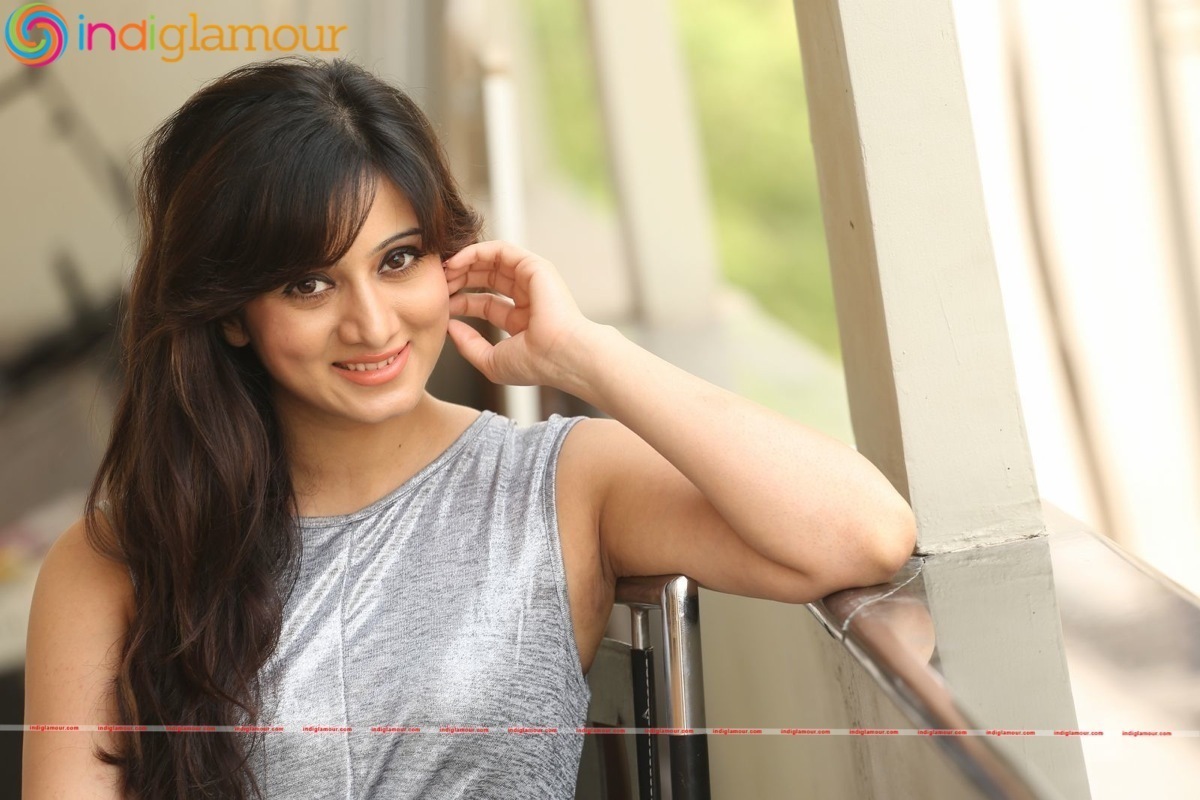 Harshika Poonacha Actress hd photo